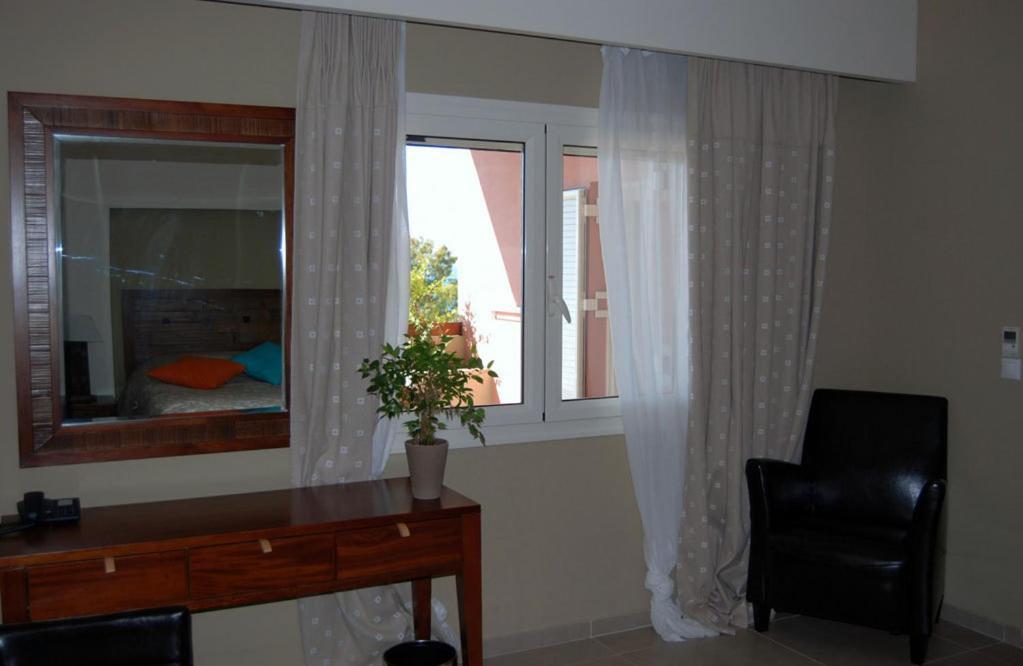 Astrolabe Hotel Khrónia Oda fotoğraf